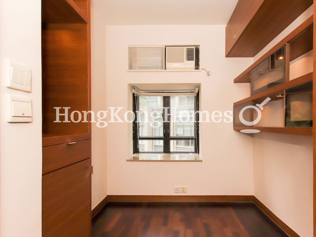 Third Bedroom — Scenic Heights - Block 01, Mid-levels West