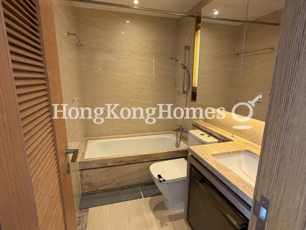 Guest Bathroom — Victoria Skye - Ocean Waves - Tower 1, Kowloon City