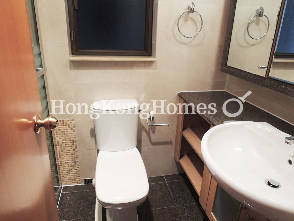 Guest Bathroom — The Belcher's - Block 5, Pokfulam