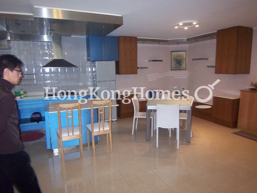 Living and Dining Room — Taikoo Shing - Han Kung Mansion, Taikoo Shing