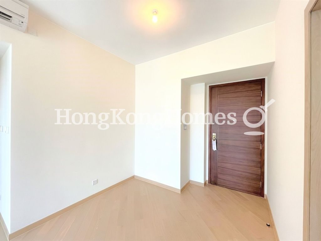 Living and Dining Room — Grand Central - Phase 2 - Tower 3, Kwun Tong / Lam Tin