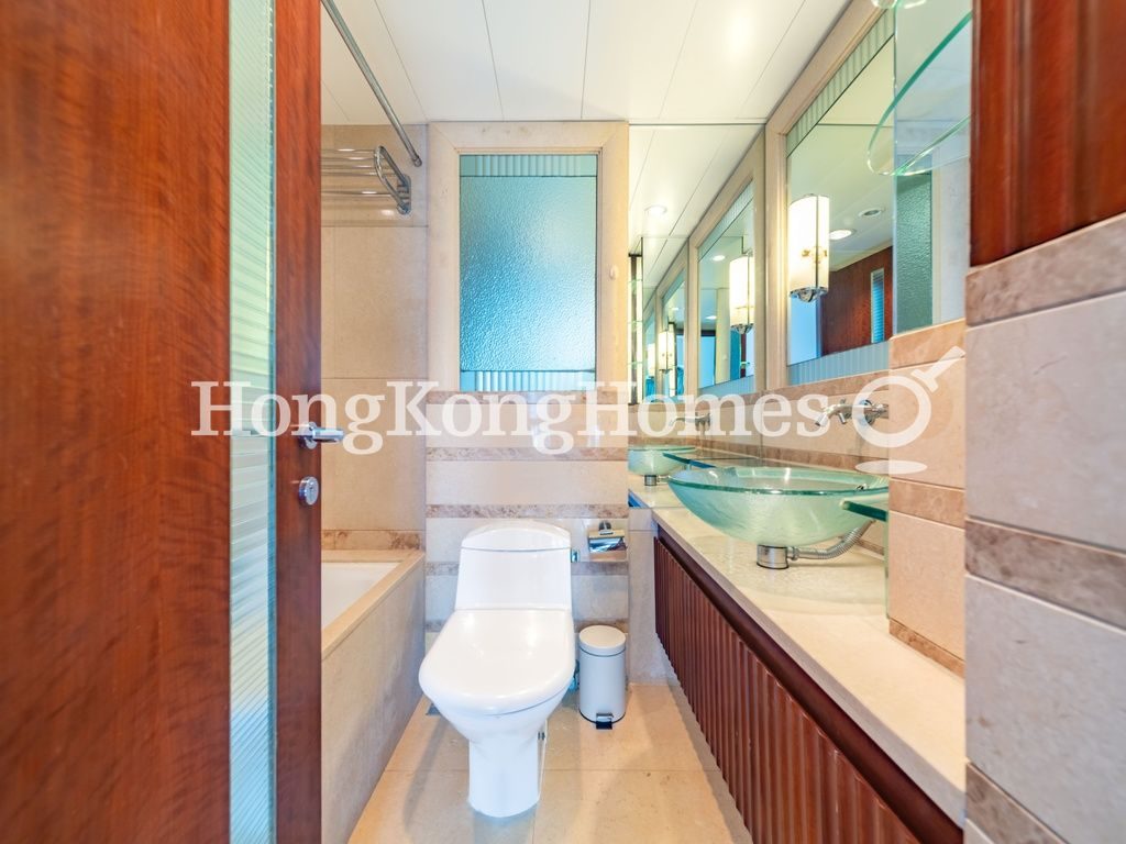 Master Bathroom — The Harbourside - Tower 3, Tsim Sha Tsui