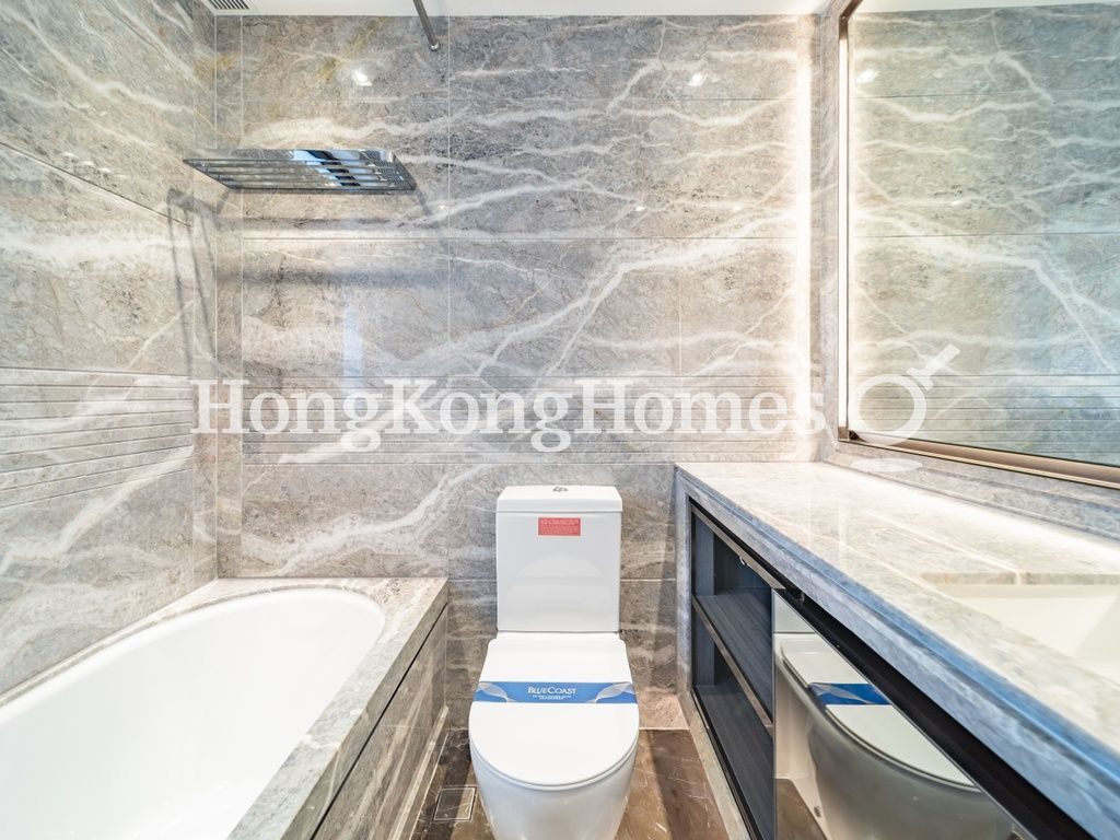 Master Bathroom — The Southside - Phase 3B - Blue Coast - Tower 2B, Wong Chuk Hang
