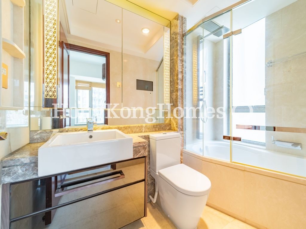 Ensuite Bathroom — The Avenue - Phase 2 - Tower 2, Wan Chai