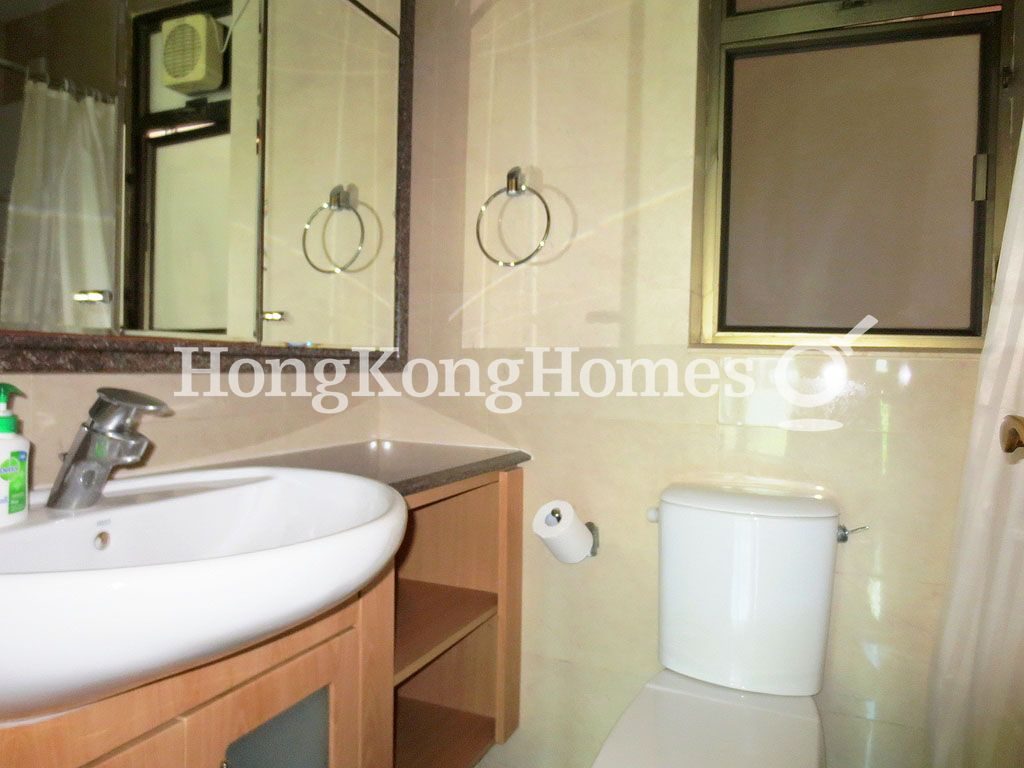 Guest Bathroom — The Belcher's - Block 1, Pokfulam