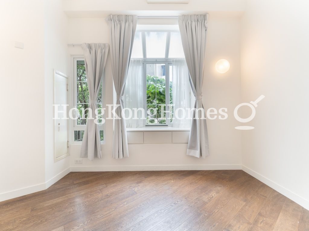 Master Bedroom — Albany Court, Pokfulam