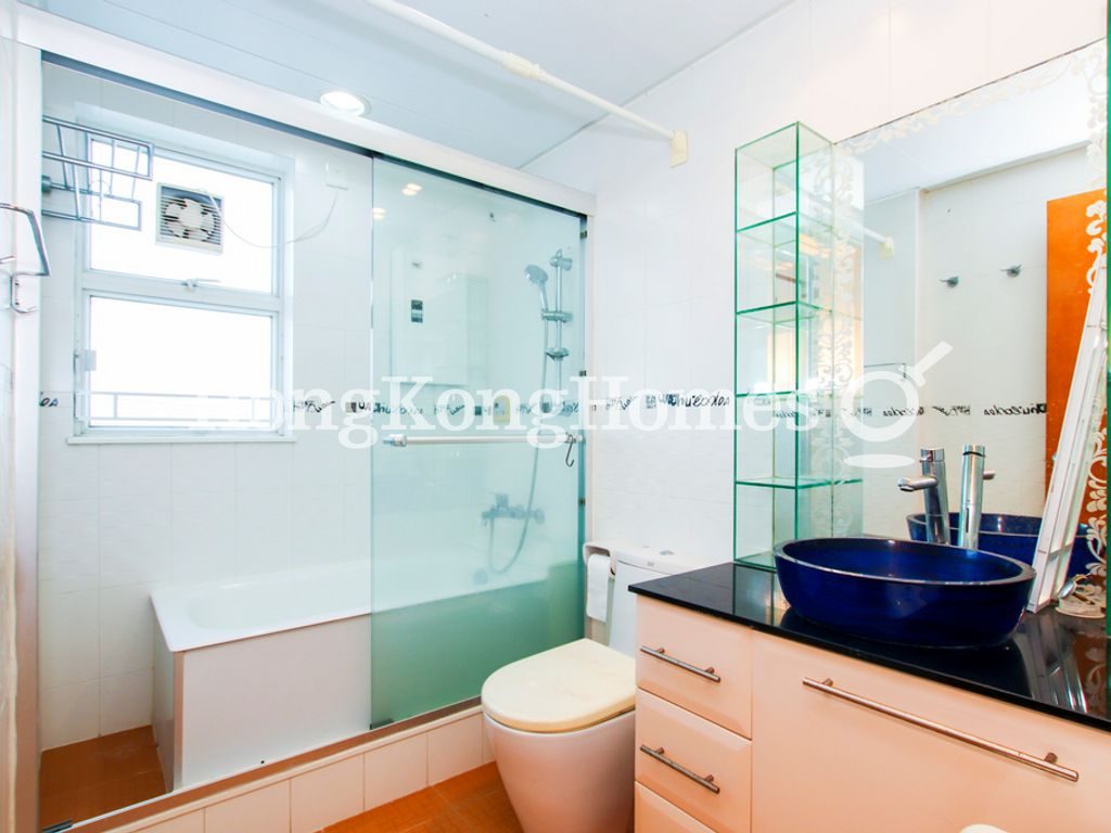 Master Bathroom — Les Saisons - Tower 01, Le Printemps, Shau Kei Wan