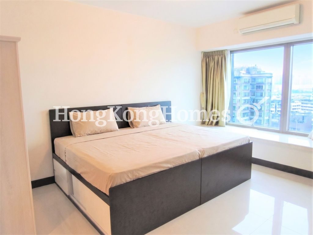 Master Bedroom — Celestial Heights-Phase 2-Celestial Avenue No. 23, Ho Man Tin / Waterloo Road