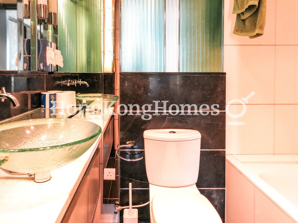 Master Bathroom — The Harbourside - Tower 2, Tsim Sha Tsui