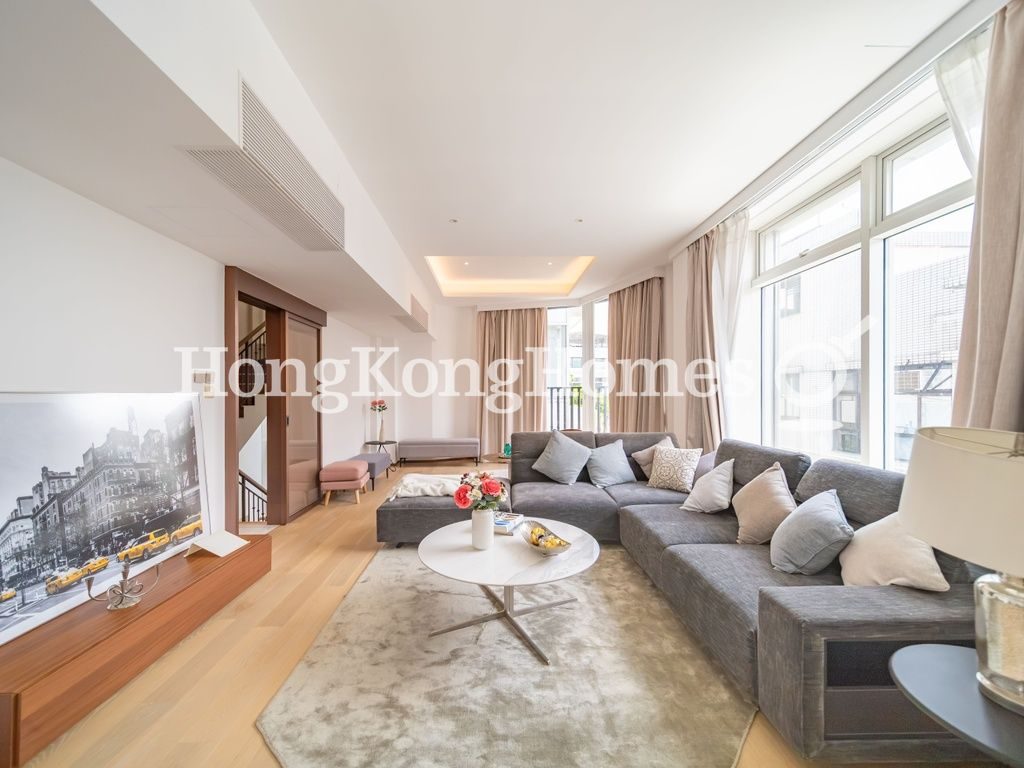 Family Room — Murray Bay, Gold Coast