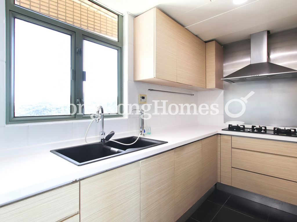 Kitchen — Sky Horizon - Block 01, North Point Hill