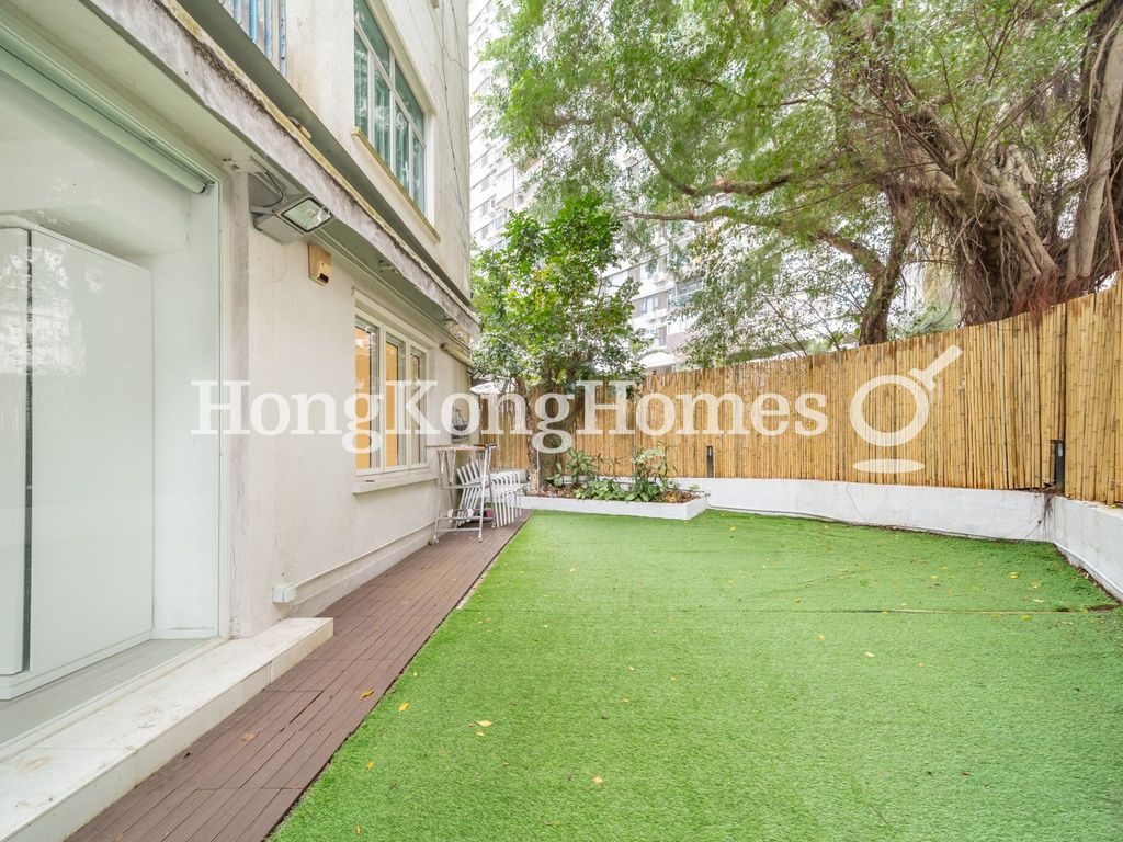 Private Garden — Alpha Court, Tai Hang