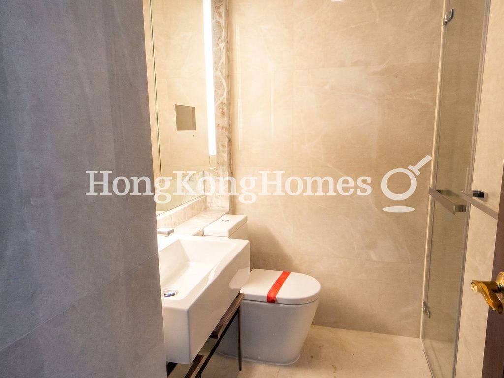 Bathrom — The Avenue - Phase 2 - Tower 2, Wan Chai