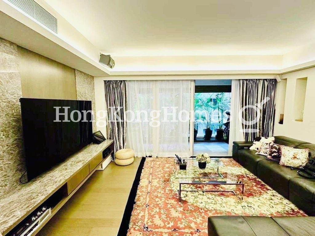 Living and Dining Room — Conduit Road, 40, Mid-levels West