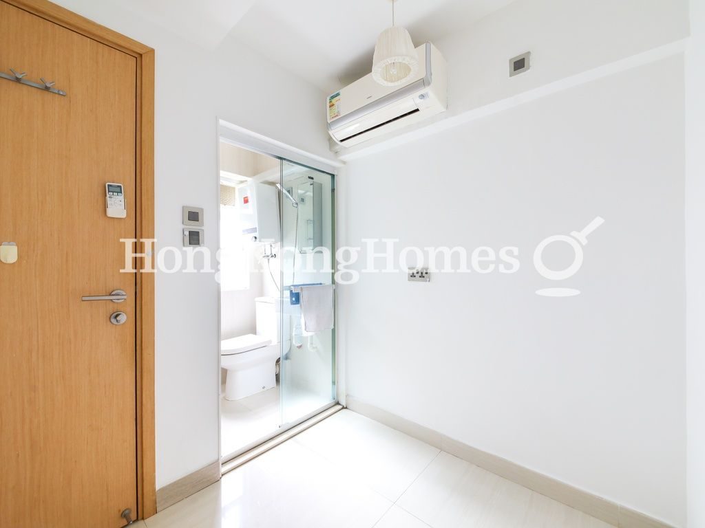 Maid's Room and Washroom — Fung Fai Court, Happy Valley
