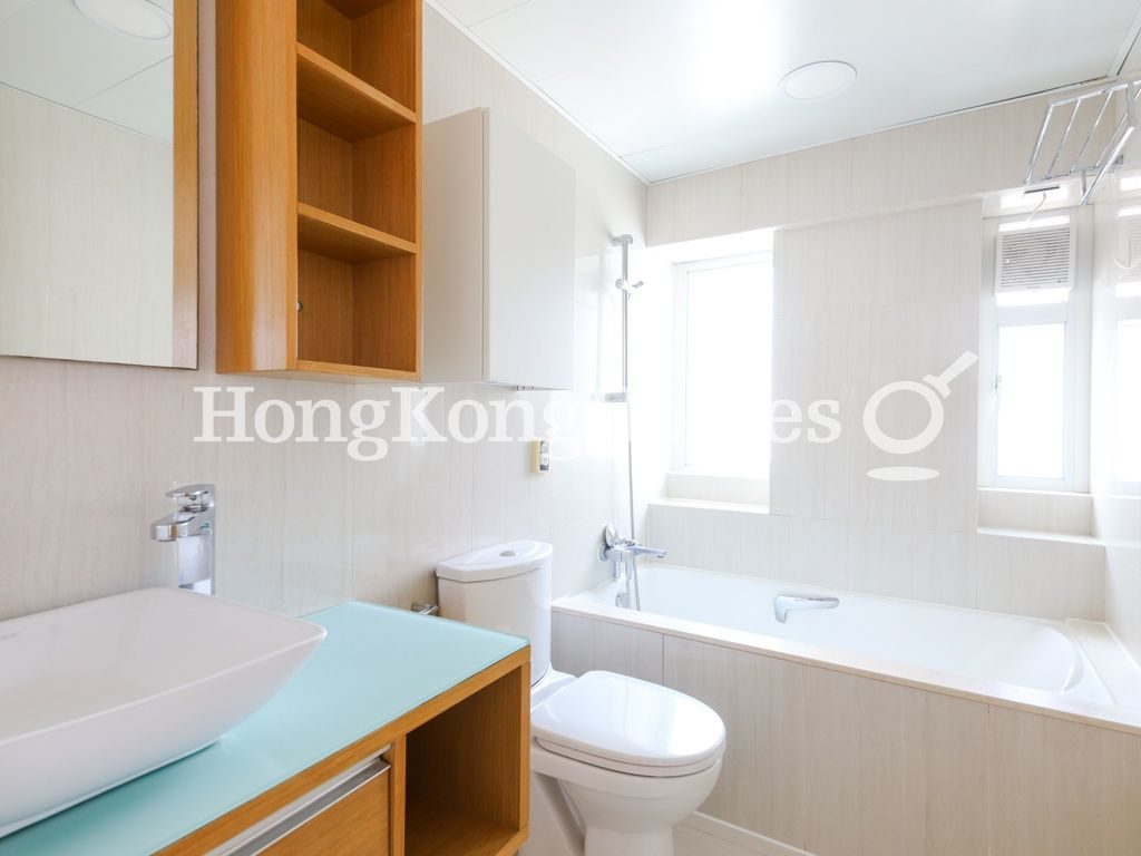 Master Bathroom — Fung Fai Court, Happy Valley