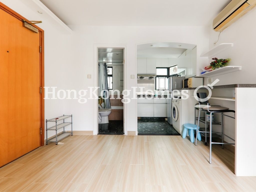 Living and Dining Room — Dawning Height, Central