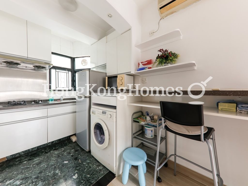 Open Kitchen — Dawning Height, Central