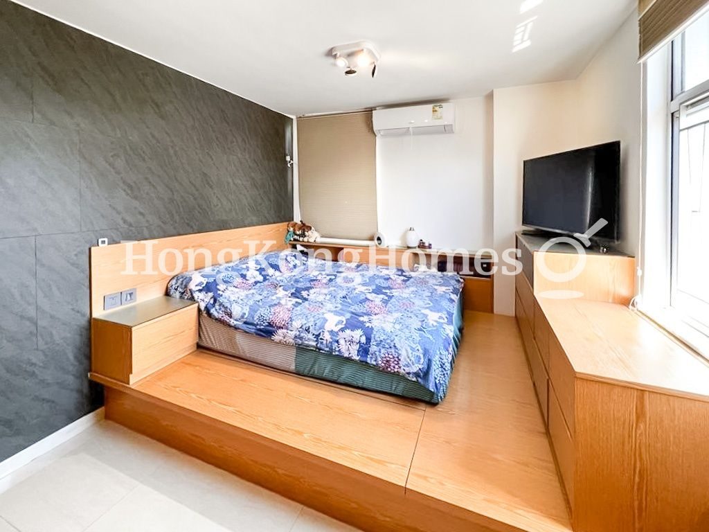 Master Bedroom — Taikoo Shing - Tien Shan Mansion, Taikoo Shing