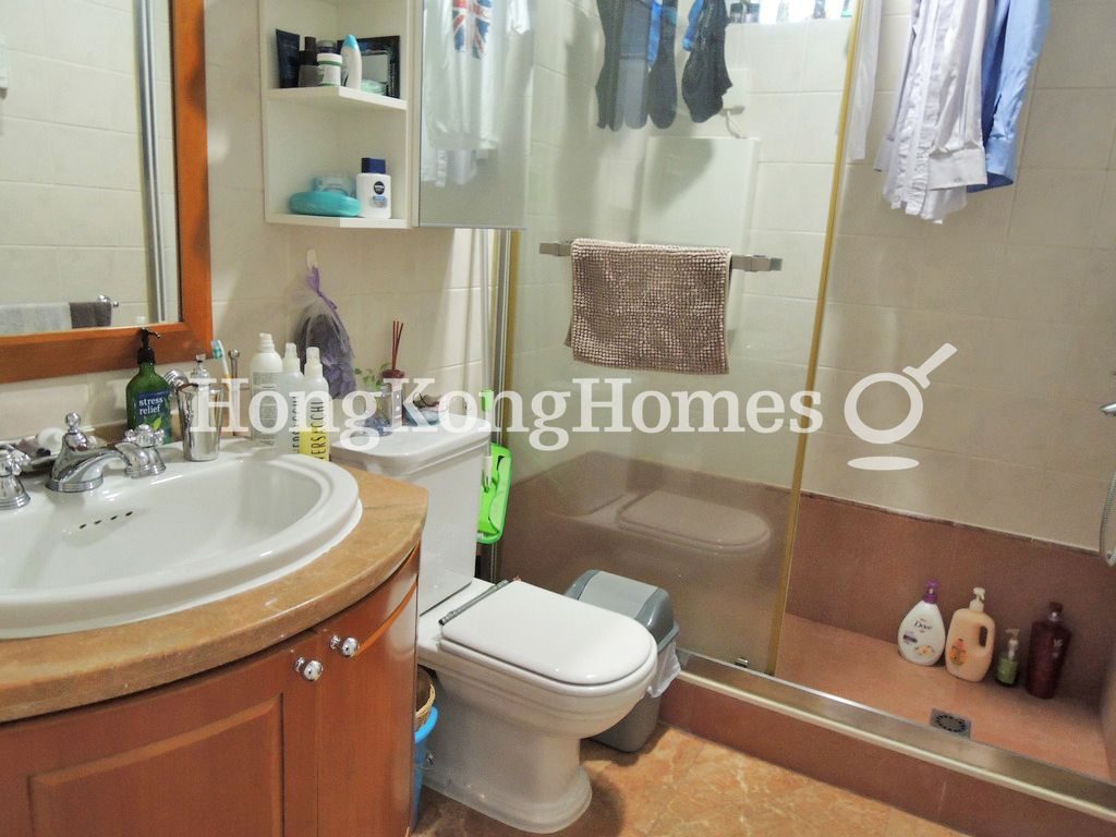 Master Bathroom — Starcrest - Tower 1, Wan Chai
