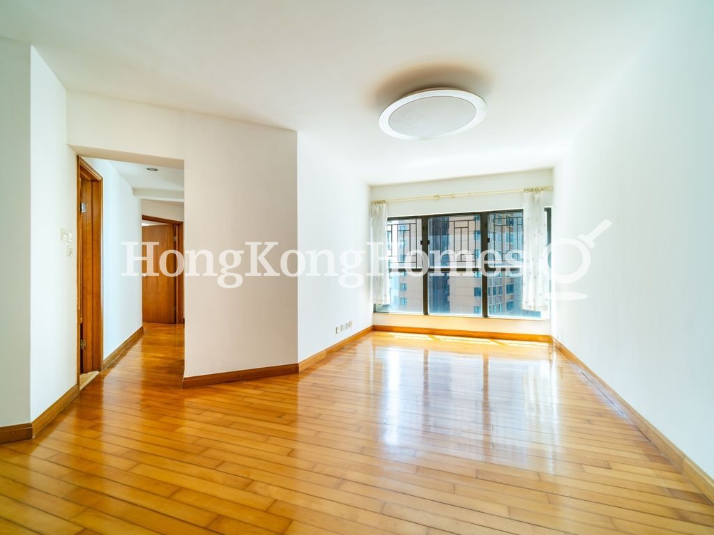 Living and Dining Room — The Waterfront - Block 02, Tsim Sha Tsui
