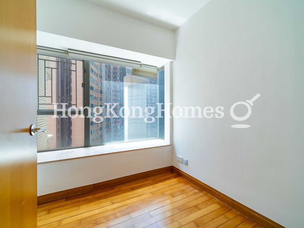 Third Bedroom — The Waterfront - Block 02, Tsim Sha Tsui