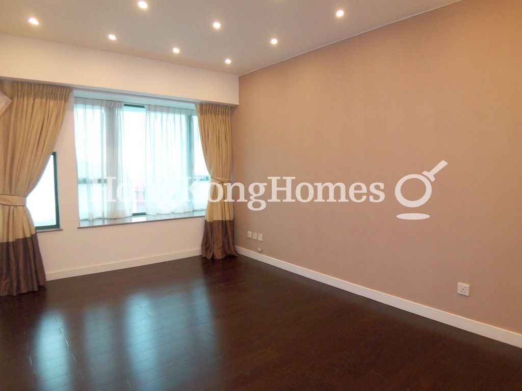 Master Bedroom — Phase13 - Chianti - Block 01 - The Pavilion, Discovery Bay