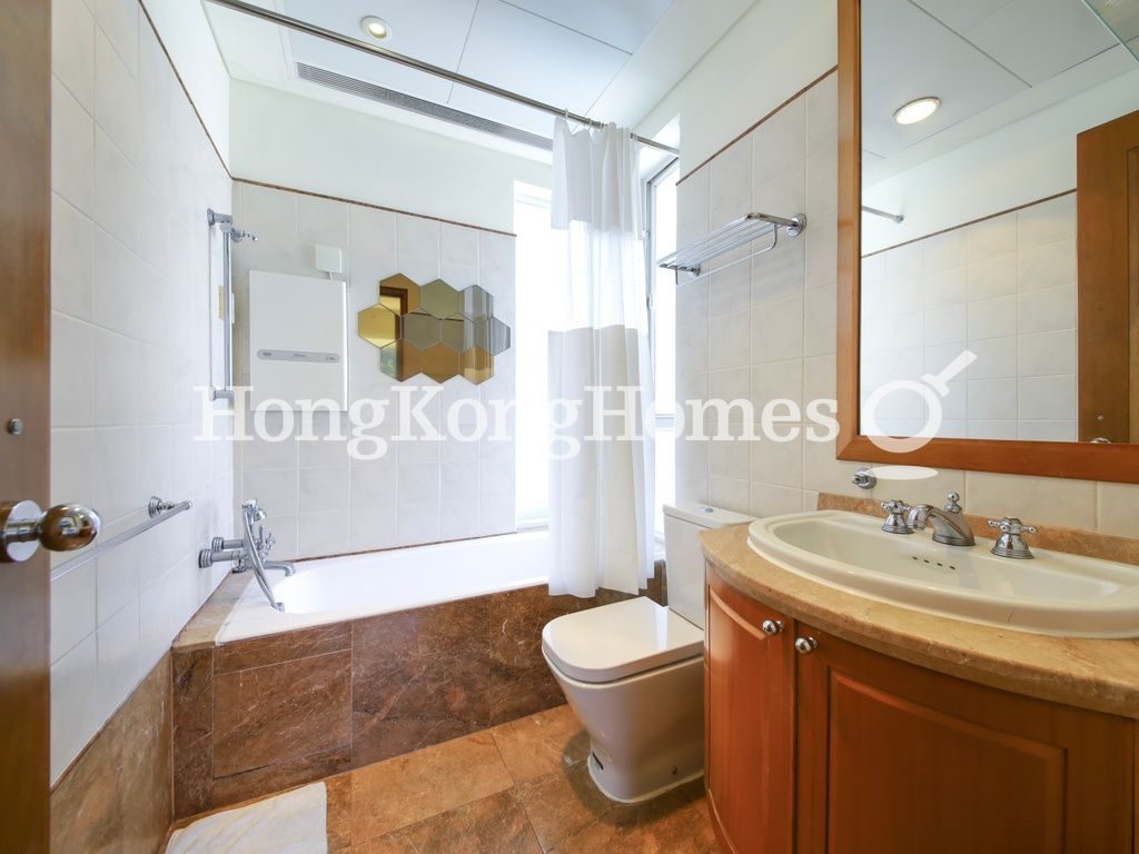 Master Bathroom — Starcrest - Tower 1, Wan Chai