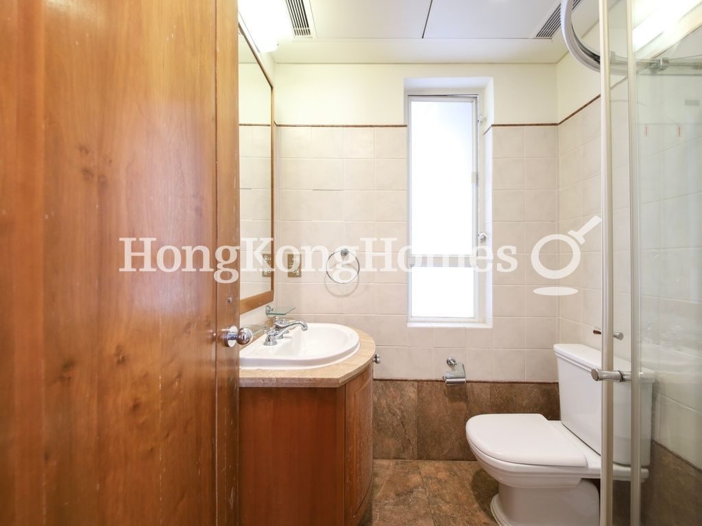 Guest Bathroom — Starcrest - Tower 1, Wan Chai