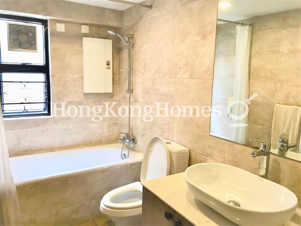 Master Bathroom — Kingsford Height, Mid-levels West