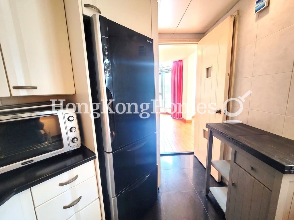 Kitchen — Island Harbourview - Tower 05, Tai Kok Tsui
