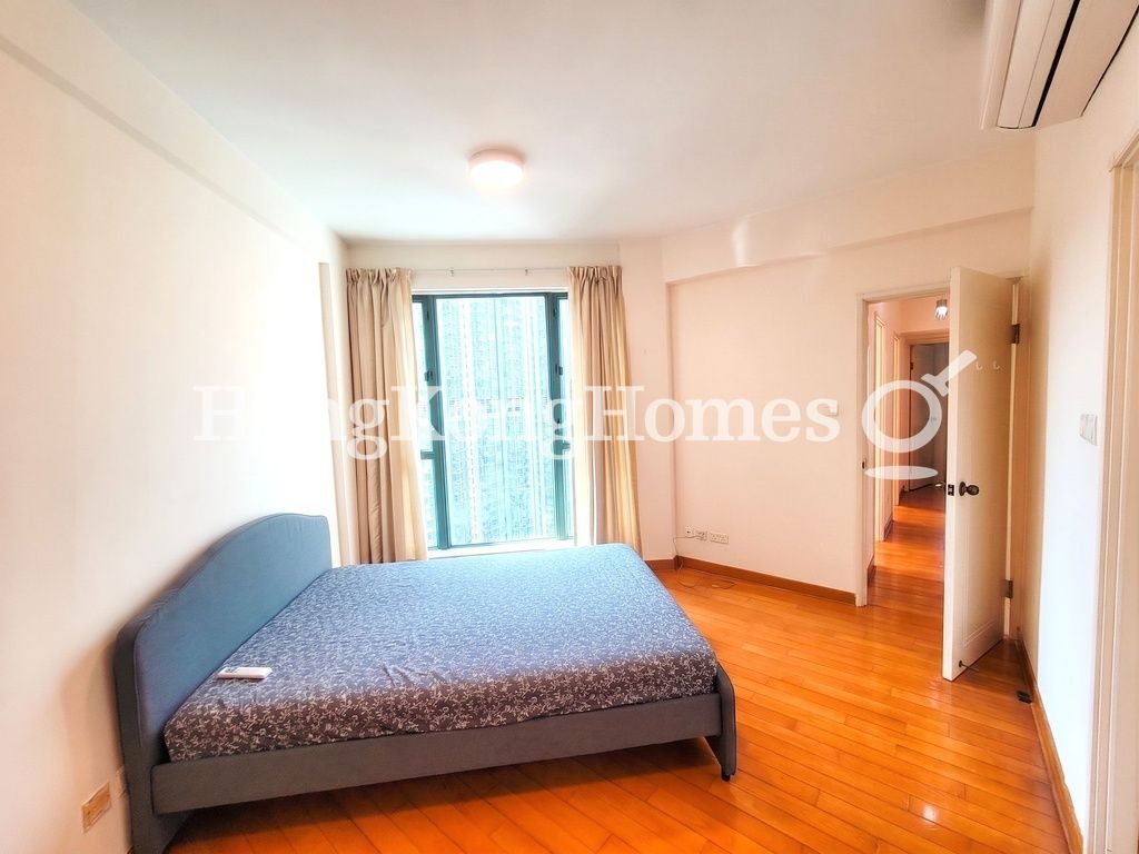 Master Bedroom — Island Harbourview - Tower 05, Tai Kok Tsui