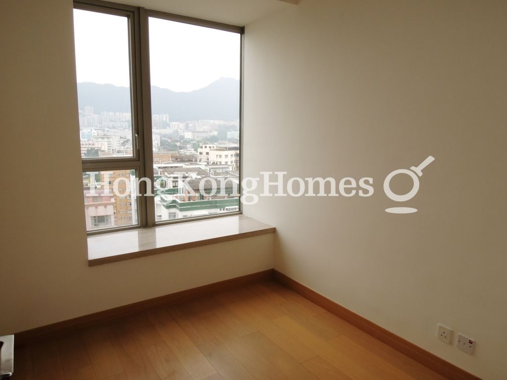 Second Bedroom — Kadoorie Hill, Ho Man Tin / Waterloo Road
