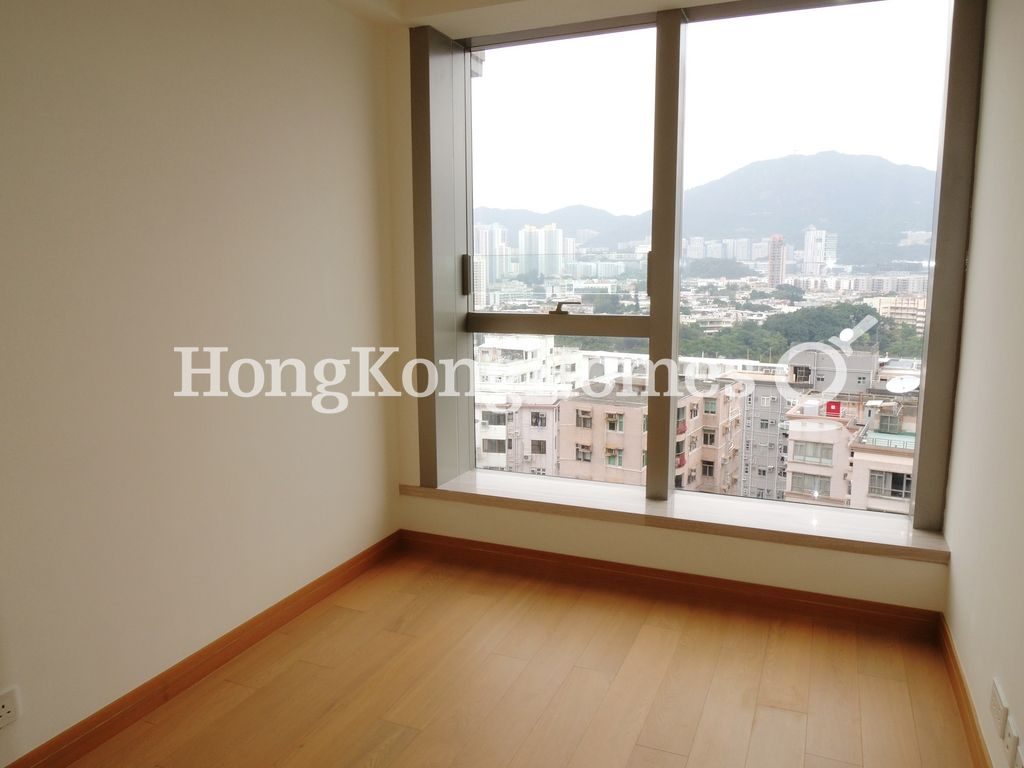Third Bedroom — Kadoorie Hill, Ho Man Tin / Waterloo Road