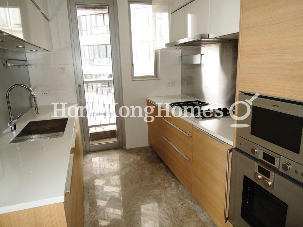 Kitchen — Kadoorie Hill, Ho Man Tin / Waterloo Road