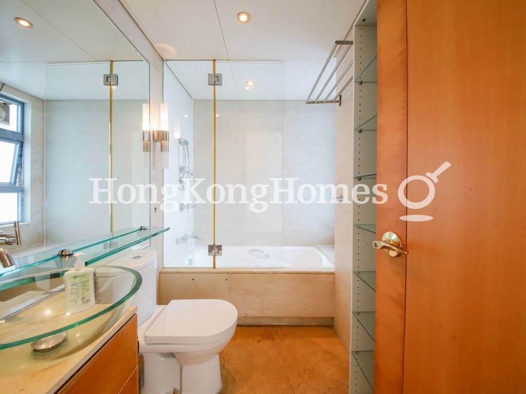Master Bathroom — Residence Bel-air - Phase 01, Tower 06, Pokfulam