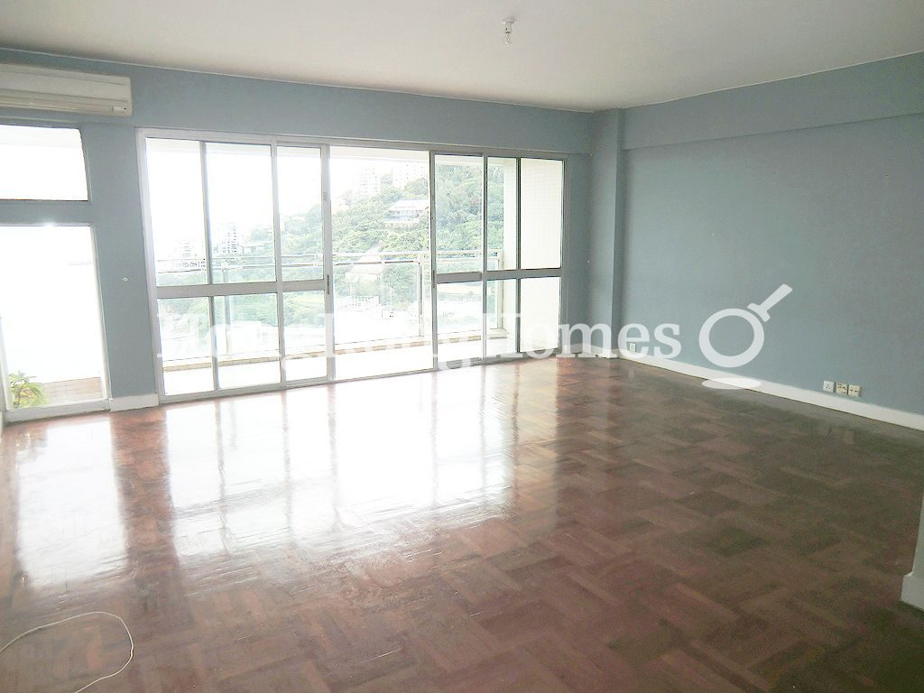 Living Room — Scenic Villa - Block B2 (C-D), Pokfulam