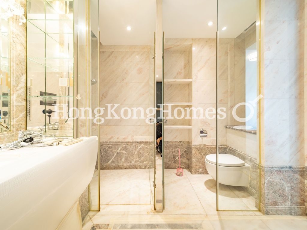 Master Bathroom — One Mayfair - Tower 2, Kowloon Tong