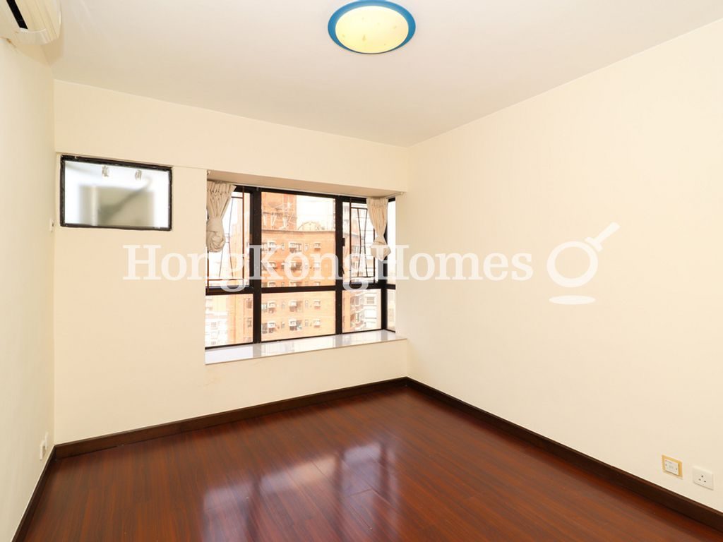 Master Bedroom — Elegant Terrace - Block 02, Mid-levels West