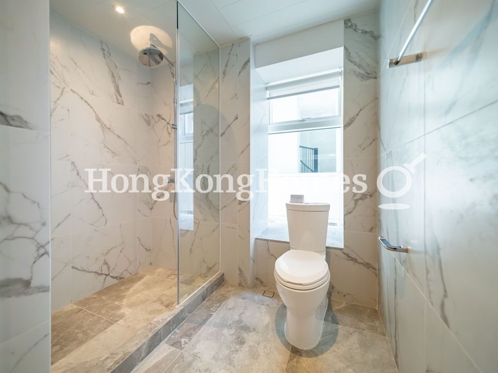 Guest Bathroom — Murray Bay, Gold Coast