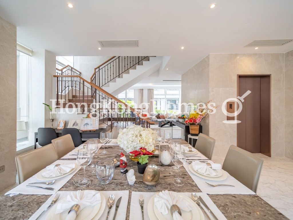 Dining Room — Murray Bay, Gold Coast