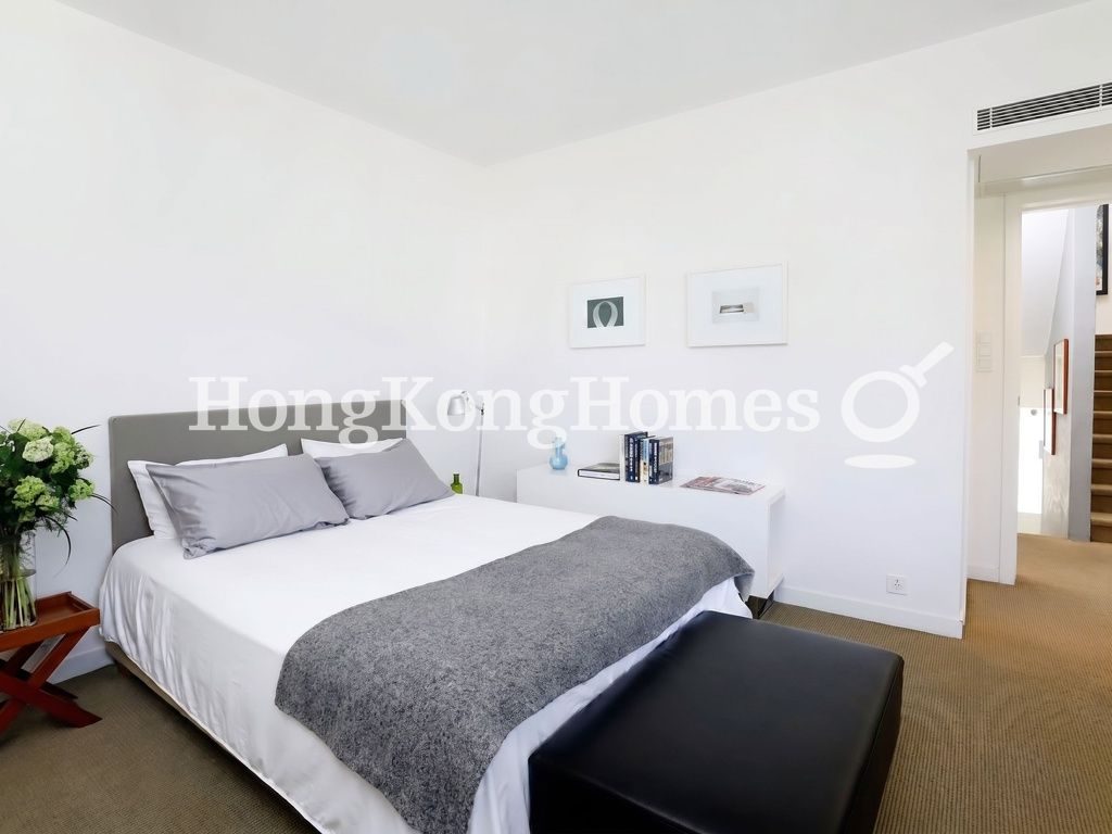 Second Ensuite Bedroom — Hoi Fung Path, 4, Stanley