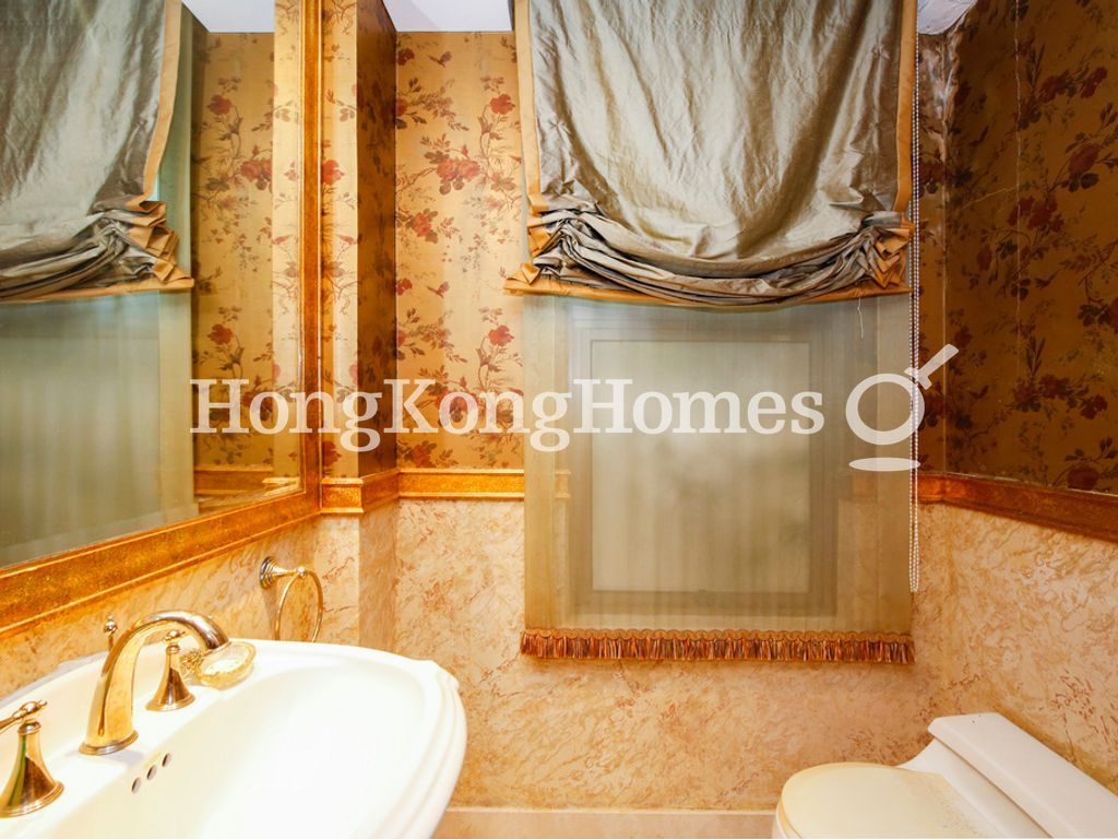 Guest Bathroom — Double Bay, Deep Water Bay
