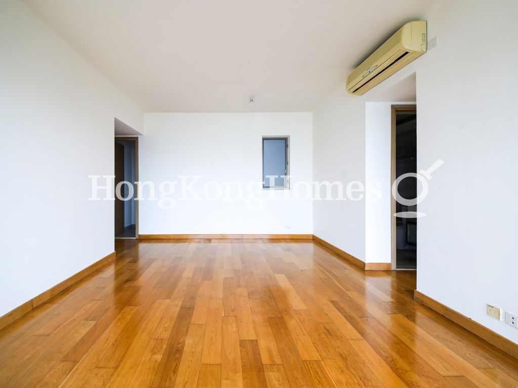 Living and Dining Room — Island Crest - Tower 2, Sai Ying Pun
