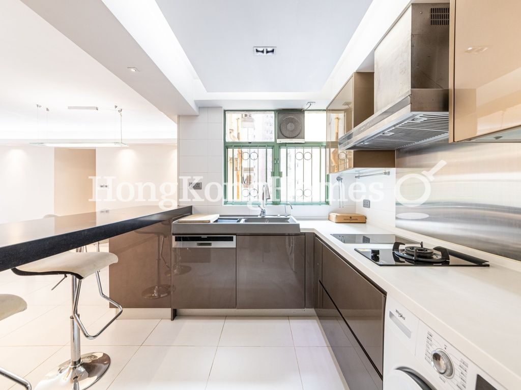 Open Kitchen — Robinson Place - Block 02, Mid-levels West