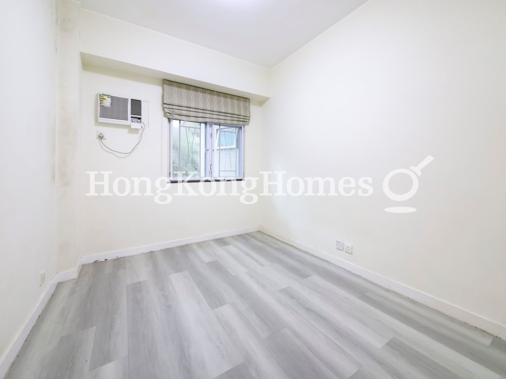 Third Bedroom — Skyline Mansion - Block 02, Mid-levels West