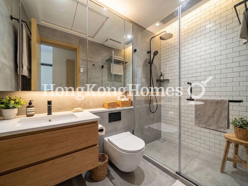 Master Bathroom — The Latitude - Block 01, San Po Kong / Wong Tai Sin