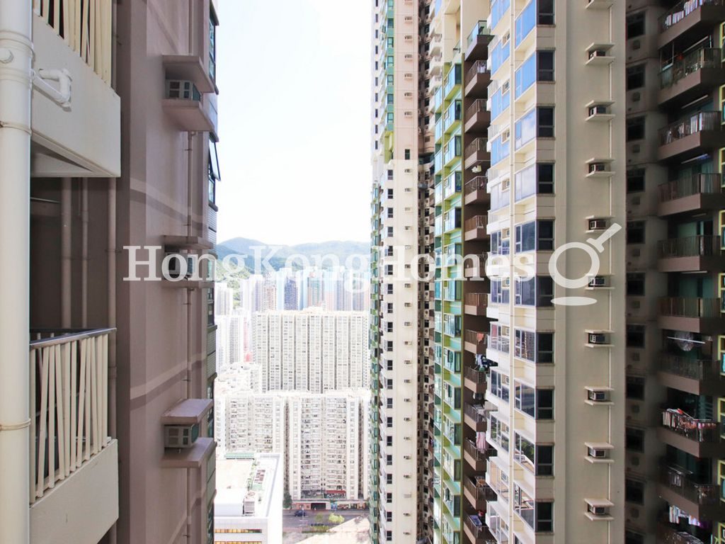 Grand Promenade - Tower 05