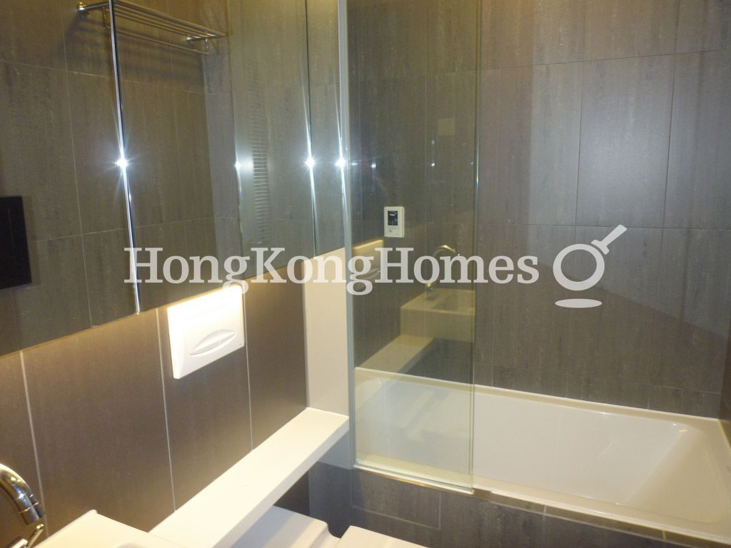 Master Bathroom — The Oakhill, Wan Chai