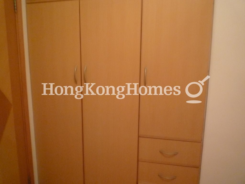 Built-in Wardrobe in Third Bedroom — Villa Lotto - Block C, Happy Valley